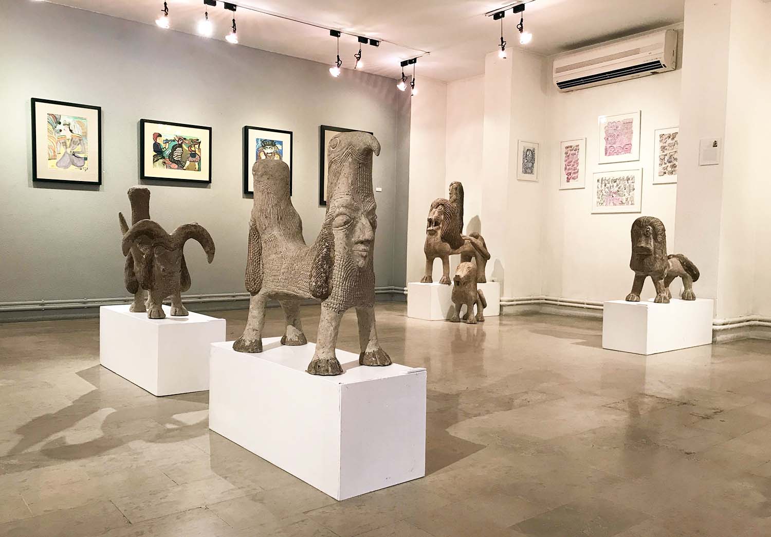 نگاهی به چهارمین نمایشگاه آثار گروهی از هنرمندان خودآموخته در نگارخانه لاله